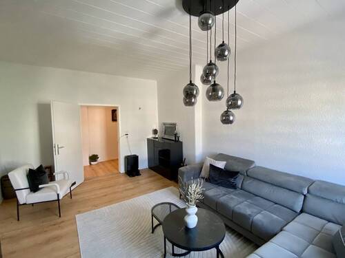 Wohnraum zum Flur - Etagenwohnung mit 75,00 m² in München zum Kaufen