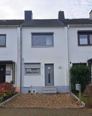 Ansicht Front - 3 Zimmer Mehrfamilienhaus, Wohnhaus zum Kaufen in Itzehoe