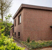 *** BUNGALOW - TIEFGARAGE - SAUNA - 4 ZIMMER - KAMIN - LAGE in SACKGASSE - DIE beliebte ECKE *** - Ganderkesee