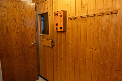 UG Sauna - 