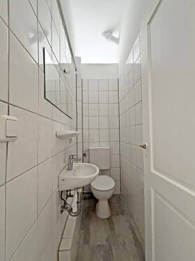 WC - 