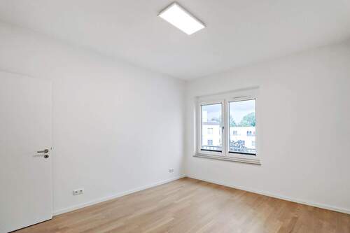 Zimmer 2 - 