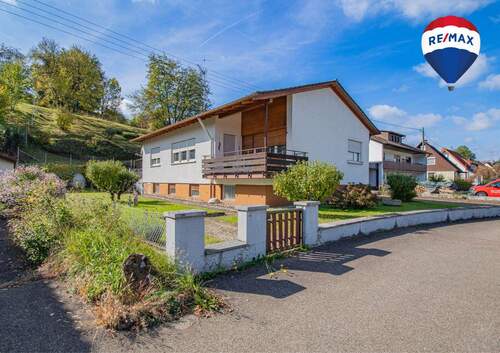 Branding - Einfamilienhaus in ruhiger Wohngegend in Lauchringen