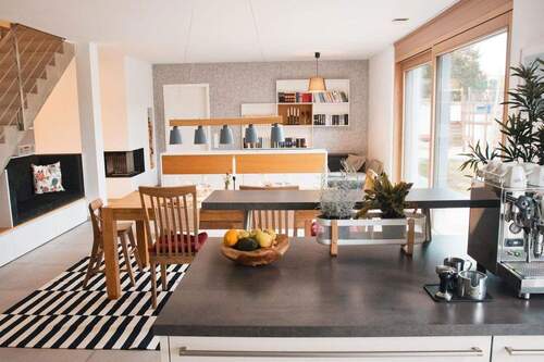 Wohn- und Esszimmer (EG) - 