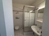 Badezimmer - Etagenwohnung mit 27,60 m&sup2; in Bad Reichenhall zum Kaufen
