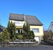 Traben: Großzügiges Raumangebot im Einfamilienhaus mit Garten und Garage in beliebter Wohnlage! - Traben-Trarbach