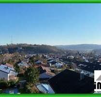 Exzellente Lagequalität: Ausblick, über 200 m² Wohnfläche, Garten mit Privatsphäre - Mühlacker Dürrmenz