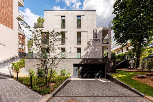 Hofgarten Auffahrt - 