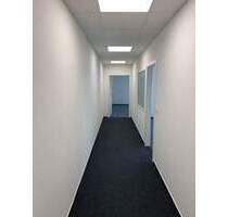 Helle Büroräume - 1.900,00 EUR Kaltmiete, in Lübeck (PLZ: 23556) St. Lorenz Nord