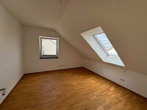 Zimmer 3 - 