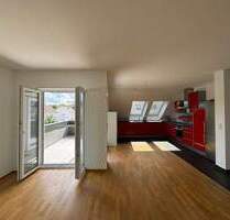 Moderne Dachgeschosswohnung - Komfort trifft Stil - Herzogenaurach