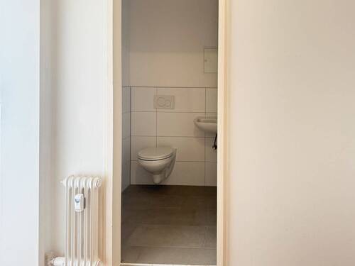 Badezimmer - Etagenwohnung mit 36,90 m&sup2; in München zum Kaufen