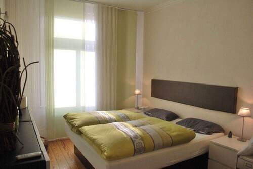 Schlafzimmer zum Innenhof - 