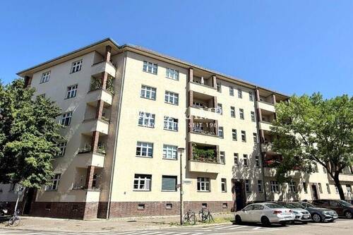 Gebäudeansicht - straßenseitig - Gediegener 30er-Jahre-Charme über den Dächern von Prenzlauer Berg