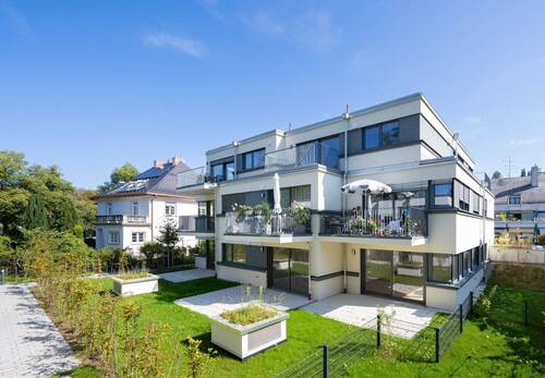 Hausansicht - Etagenwohnung mit 99,10 m&sup2; in München zur Miete