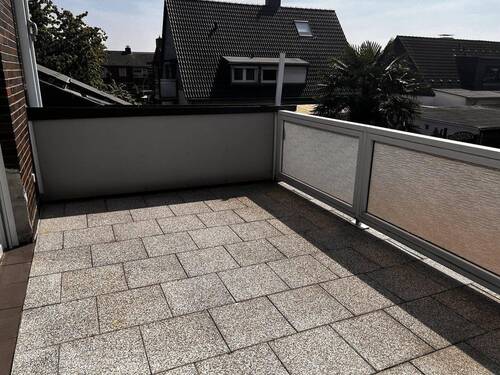 Dachterrasse 1 - 3 Zimmer Etagenwohnung zum Kaufen in Leverkusen