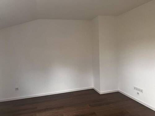 Schlafzimmer - Etagenwohnung mit 98,50 m&sup2; in Leverkusen zum Kaufen