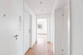 Flur (2) - 