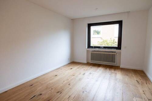 Zimmer 3 - 