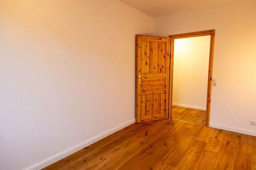 Zimmer 4 - 