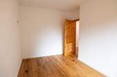 Zimmer 2 - 