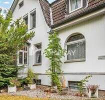 Mehrfamilienhaus mit 3 WE und großem Grundstück & Nebengebäude - perfekt für Familien oder Anleger - Salzgitter Bad