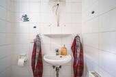 Gäste-WC im Erdgeschoss - 