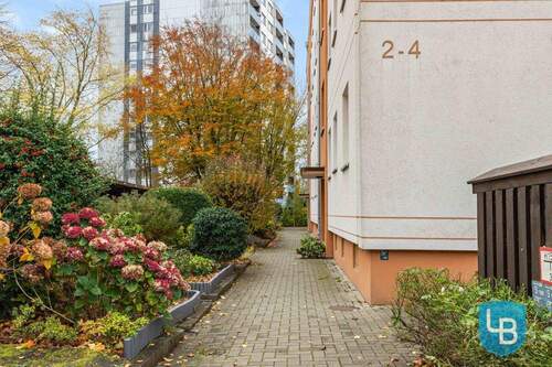 Eingangsbereich - 3 Zimmer Etagenwohnung zum Kaufen in Schwentinental