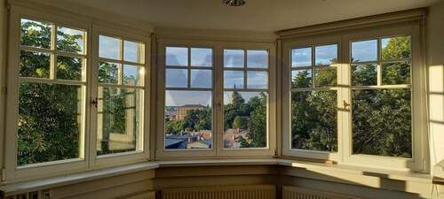 Ausblick vom Wohnzimmer - PROVISIONSFREI* - Dachgeschoss-Traum für Liebhaber: 125 m² voller Charakter!