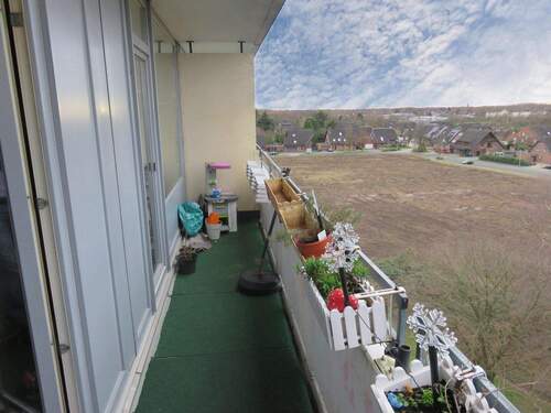 Auf dem Balkon - 3 Zimmer Etagenwohnung zum Kaufen in Krefeld