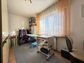 Kind/Bügeln/Zimmer - 