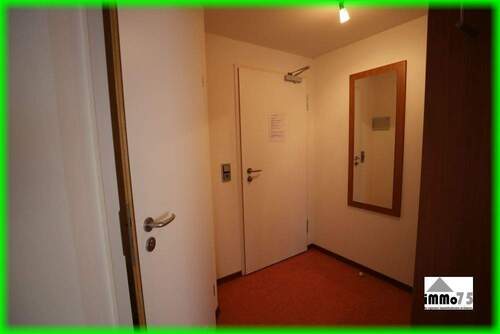 Diele - Etagenwohnung mit 24,00 m&sup2; in Mühlacker zur Miete