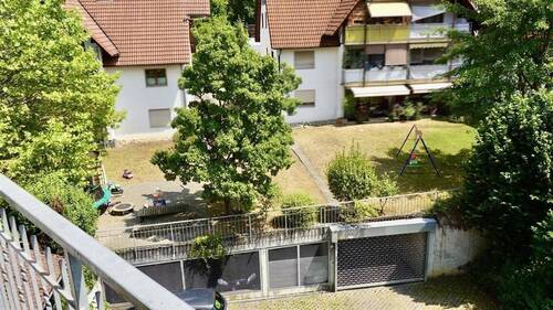 Gemeinschaftseigentum Innenhof mit Spielplatz - 