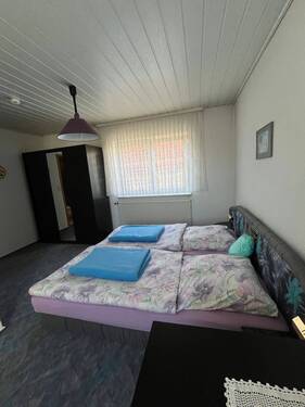 Schlafzimmer 1 - 