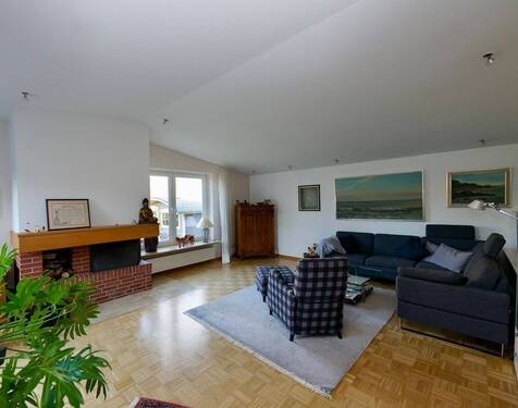 Wohnzimmer 2 - 4 Zimmer Einfamilienhaus in Henstedt-Ulzburg