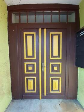 Eingangstür Neue-Tor-Str 8.jpg - 