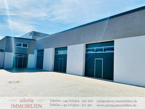 Außenansicht - LAGERHALLE & BÜRO * ERDGESCHOSS * TAGESLICHT * ISOLIERT * AUTOBAHNANSCHLUSS * GEWERBEPARK