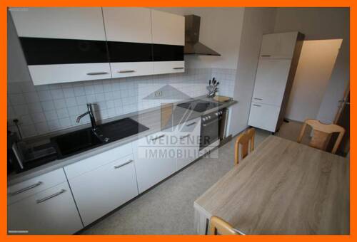 Küche - Süd-Balkon, Bad mit Wanne & Dusche - Ruhige Lage mit Blick ins Grüne!