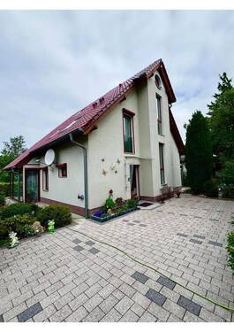 0791e063-3308-4ffc-a880-8913a459fc5a-1916910040 - 6 Zimmer Einfamilienhaus in Berlin