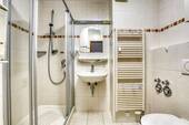 Duschbad mit WC - 