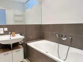 Badezimmer Ansicht 1 - 