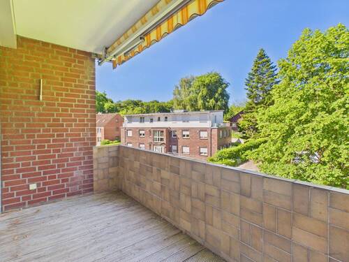 Balkon - Etagenwohnung mit 93,00 m&sup2; in Hamburg zum Kaufen