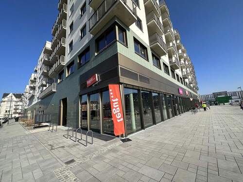 Ladengalerie mit Tegut u. Aldi - 