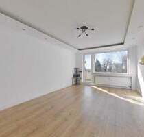 Gut geschnittene 3-Zimmer-Eigentumswohnung mit Balkon und Garage an der Weser - Bremen Rönnebeck