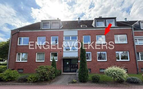 Bild 1 - Helle, gemütliche 2 22-Zimmer-Wohnung mit großer Loggia in Oldenfelde