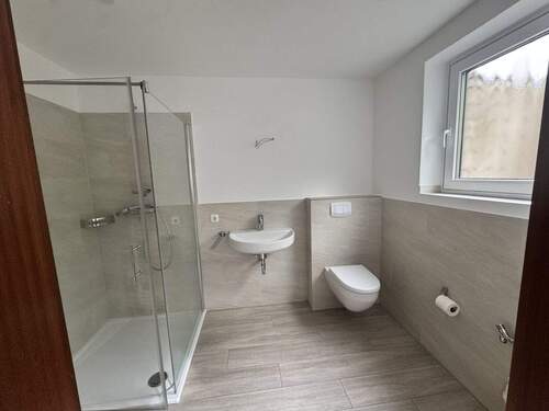 ELW! Duschbad mit Fenster - 