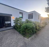 Exklusiv sanierter Bungalow (2023) mit PV & Smart-Home | hochwertiges Wohnen in ruhiger Lage - Pforzheim Sonnenhof