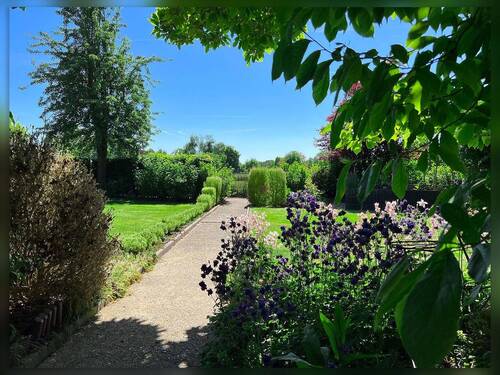 Wohn- Esszimmer im Erdgeschoss - 
