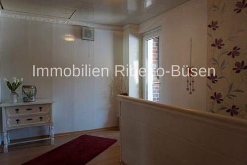 Der Flur im Hauptgebäude (OG) - 