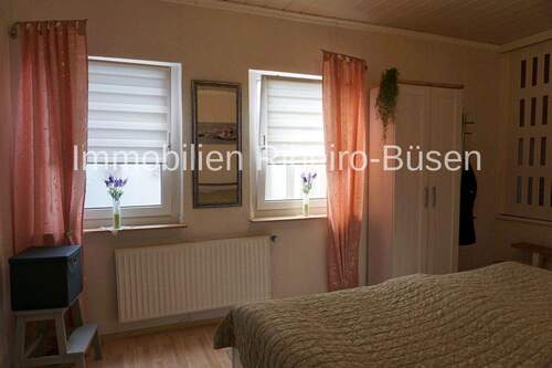 Das Schlafzimmer im Nebengebäude (EG) - 